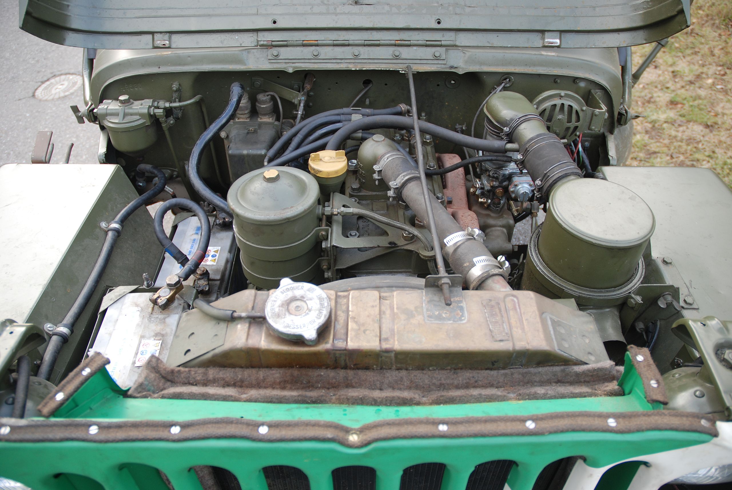 File:Motor Hotchkiss M201 v.JPG - Wikipedia
