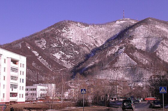 Дальнегорск находится