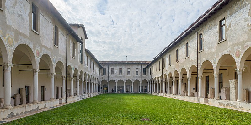 File:Museo di Santa Giulia chiostro settentrionale Brescia.jpg