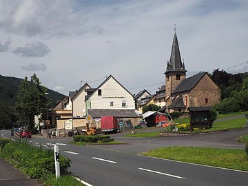 Moselstraße mit St. Agatha