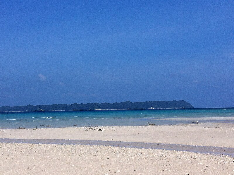 File:Neil (Andaman Islands), RTW 2012 (8410861535).jpg