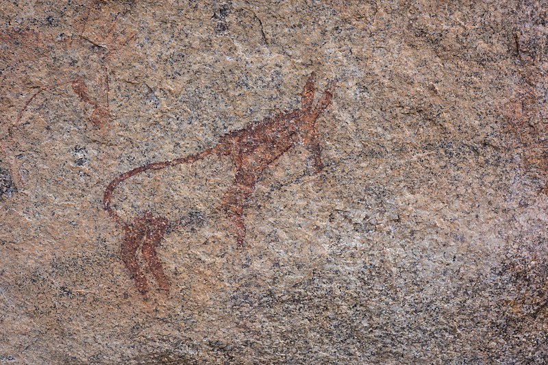 File:Ngomakurira rock paintings (11).jpg