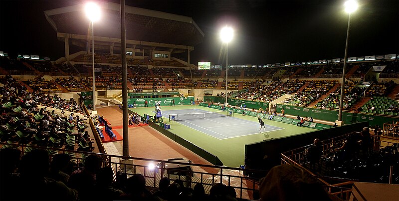 File:Nungambakkam SDAT Tennis Stadium floodlit match panorama.jpg