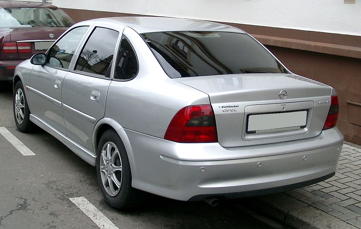 File:Opel Vectra C GTS rear 20081127.jpg - Wikipedia