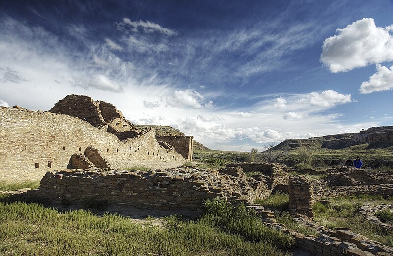 File:Ordaz Chaco Canyon.jpg