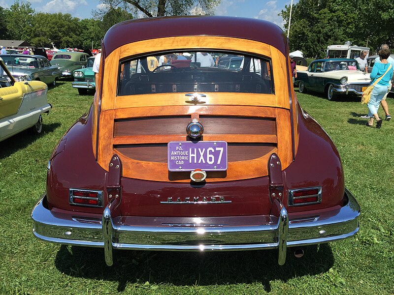 File:Packard Station Sedan at 2015 Macungie show 3of5.jpg