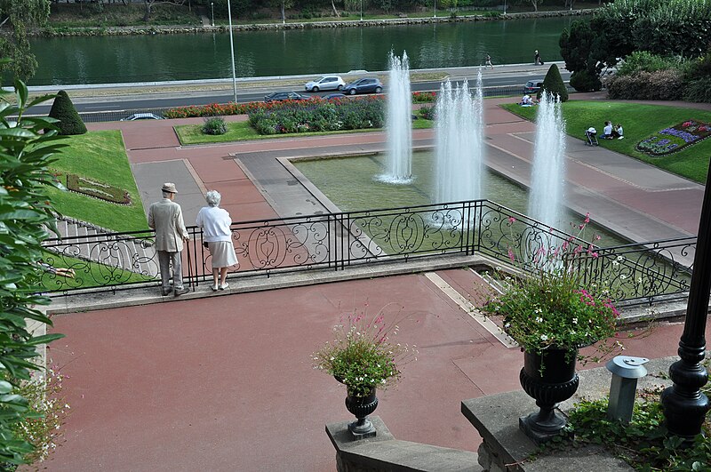 File:Parc de Bécon Courbevoie 008.jpg