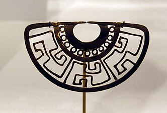 Nenäkoru, filigraanityö, kultaa, Metropolitan Museum of Art.