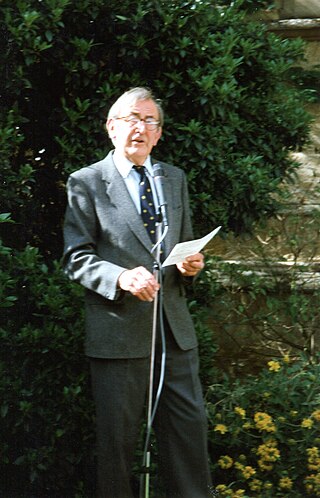 <span class="mw-page-title-main">Peter Bayley (literary critic)</span> English literary critic and academic (1921–2015)