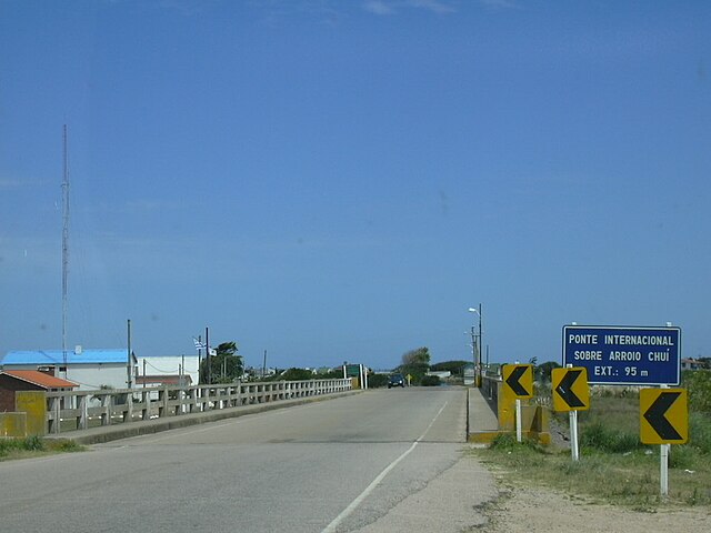 Brücke über den Arroyo Chuy an der brasilianisch-uruguayischen Grenze bei Barra del Chuy