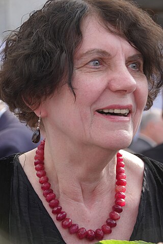 <span class="mw-page-title-main">Regina Scheer</span> German woman historian