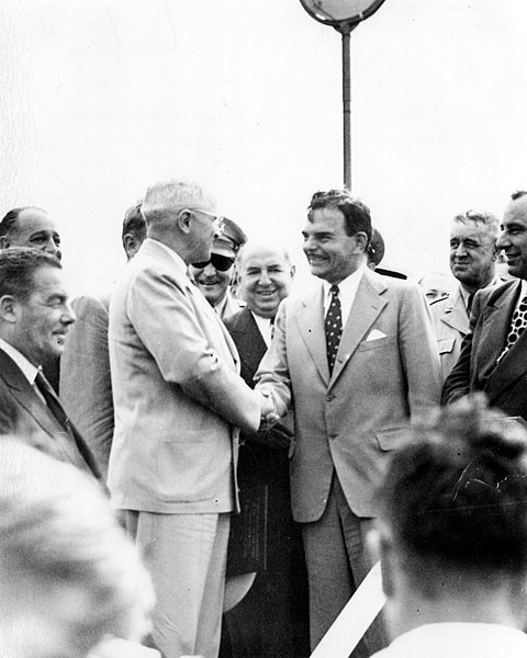 File:President Truman with Governor Dewey at dedication of the Idlewild Airport.jpg