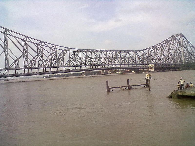 File:Rabindra setu in hoogli river.jpg