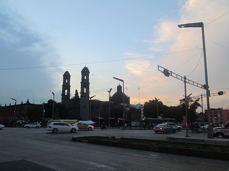 File:Reforma Street7.JPG - Wikimedia Commo