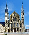 "Reims_BasilicaSaint-Remi_016_8199.jpg" by User:Ludvig14