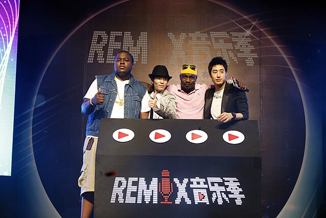 Pan, Sean Kingston, Jam Hsiao and Andrew Ballen at a press conference in 2011