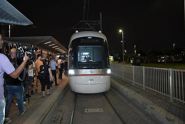 The first train of the red line