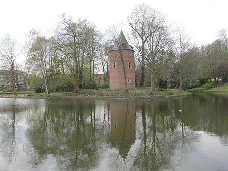 Saint Alena tower (Dilbeek).02