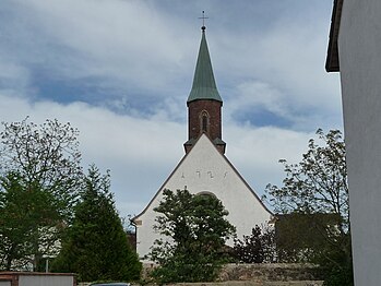 Peterskirche Sausenheim, von Westen