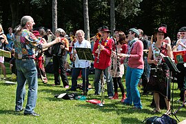 Fanfare «Jour de fête». Fête de la Cerise en 2011.