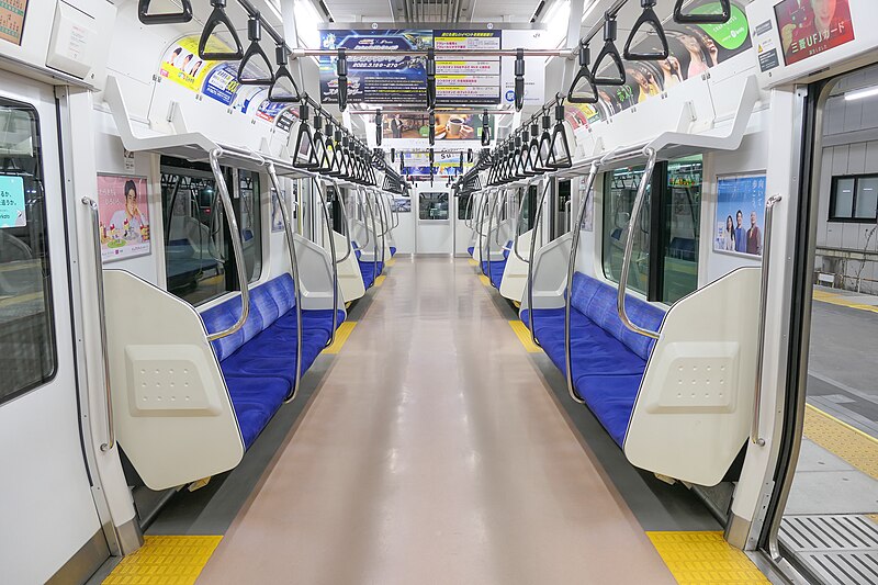 File:Series-E233-1000 Inside.jpg