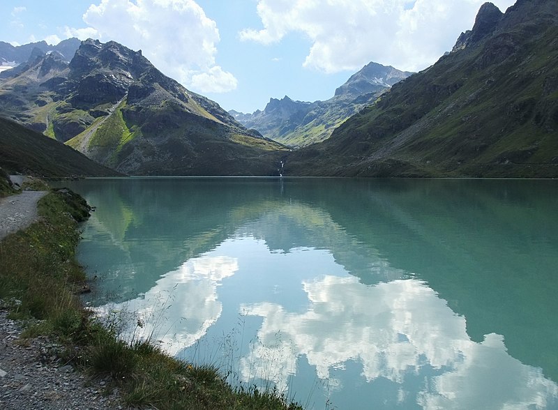 File:Silvretta-Stausee08.jpg