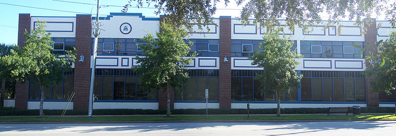 File:St. Pete Studebaker Bldg pano02.jpg