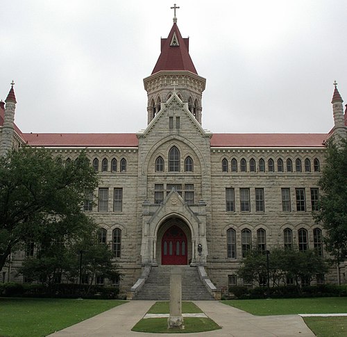 Main university. Сент Эдвардс. Университет Техаса в Остине.