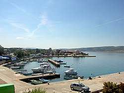 Starigrad Paklenica Hafen.JPG