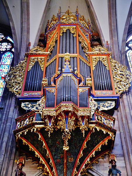 File:Straßburg Cathédrale Notre-Dame Innen Orgel 8.jpg