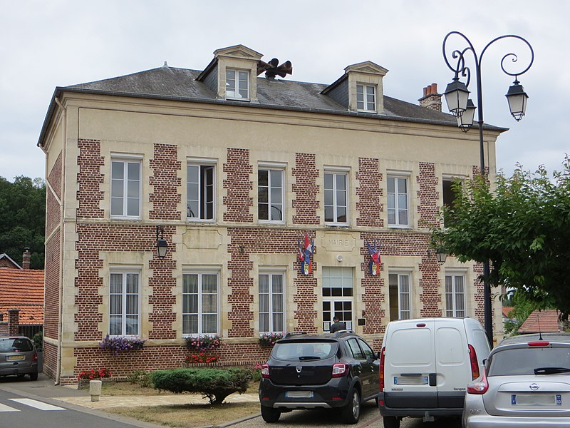 File:Suzoy - Mairie.jpg