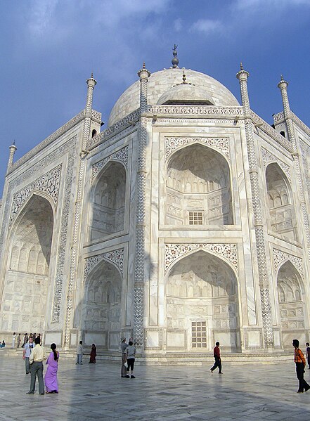 File:Taj Mahal 1 by alexfurr.jpg