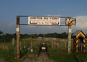 Tancremont - fort - entry.jpg