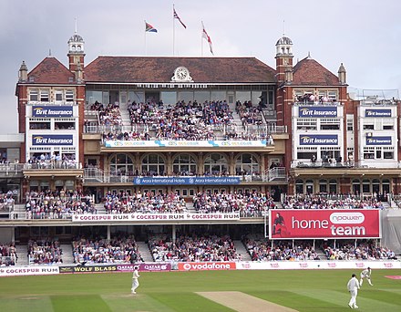 Play at the Oval