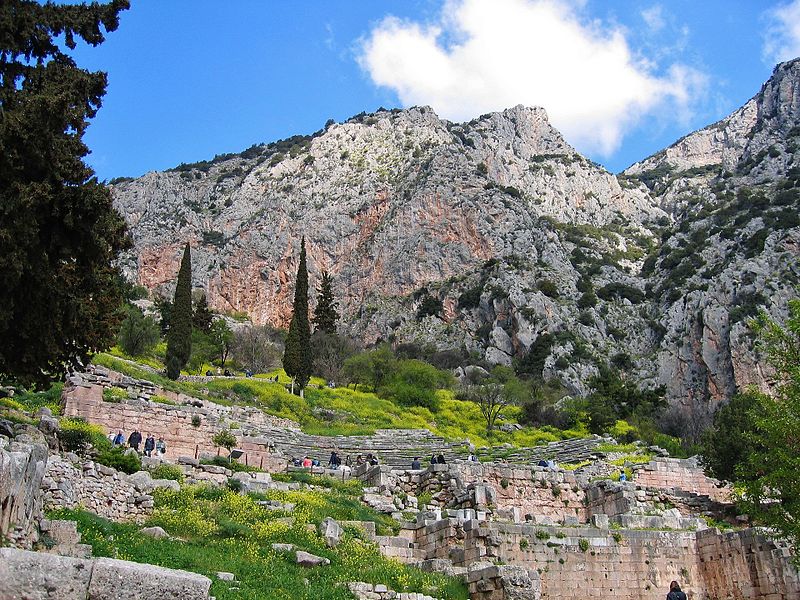 File:The sanctuary of Apollo in Delphi - panoramio (3).jpg