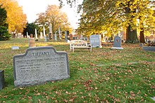 Gravestone in Green-Wood Cemetery Tiffany - panoramio.jpg