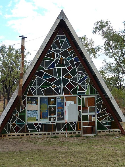 "Camp David" hut, 2011 Tomahawk Creek Huts - Camp David (2011).jpg