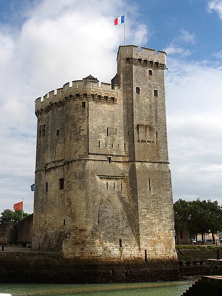 File:Tour St Nicolas, La Rochelle, France, pic-010.JPG