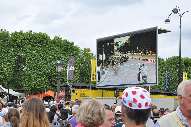 File:Tour de France 2010, Paris (49).jpg