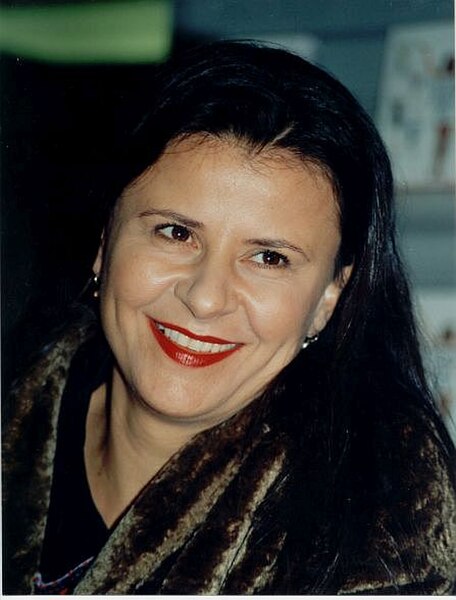 Ullman at a book signing in 1998