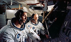 Cernan et Stafford dans un simulateur du LM