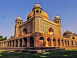 Ustad's Tomb Nakodar, Punjab.jpg