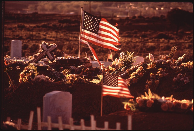 File:VETERANS' CEMETERY - NARA - 544423.tif