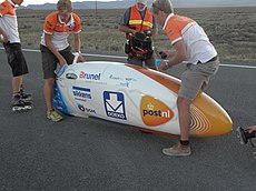 Vélo caréné pour les records de vitesse.