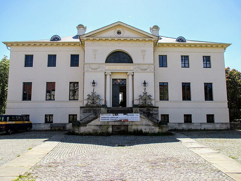 File:Villa Salve Hospes.jpg