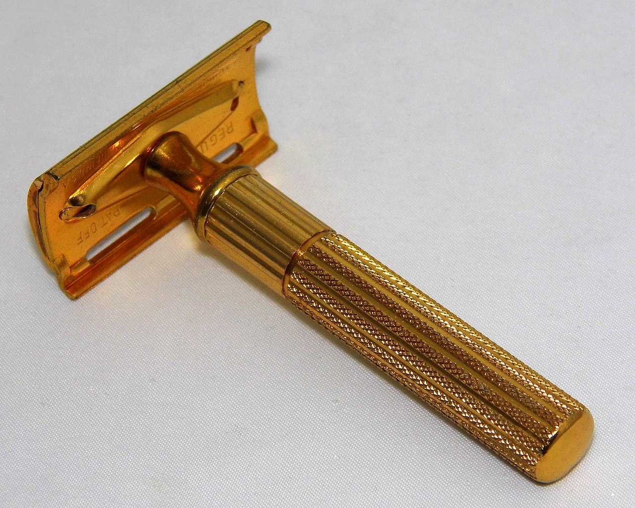 File Vintage Gillette Fat Handle Gold Tech De 3 Piece Safety Razor Made In Usa No Date Code Circa 1946 1950 Jpg Wikimedia Commons