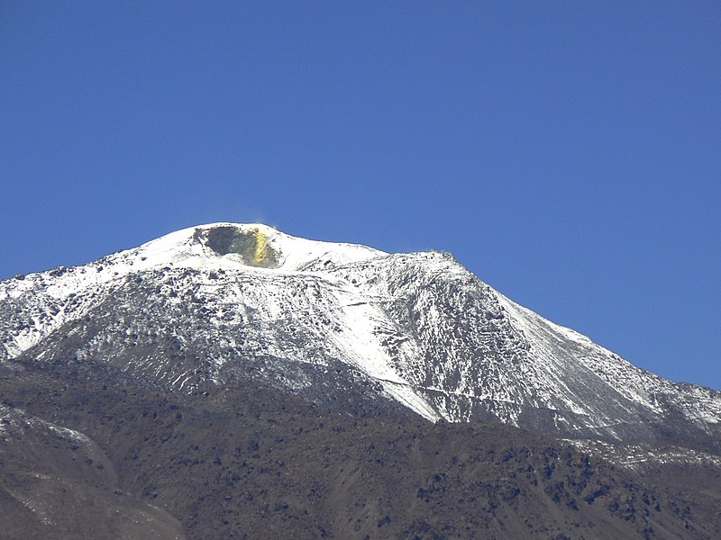 File:Volcan Putana Chili.jpg