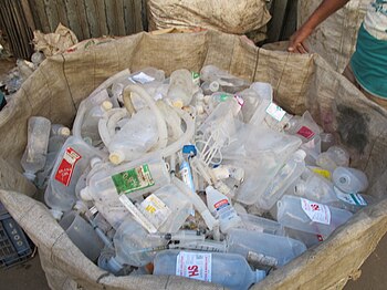 Waste in Chittagong 01.jpg