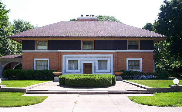 William H. Winslow House in River Forest, Illinois (1893)