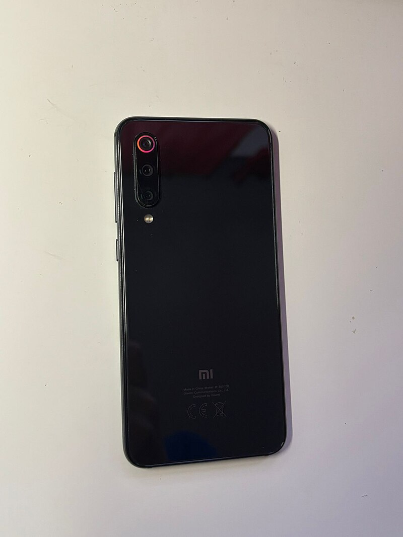 Xiaomi Mi 9 SE — Википедия